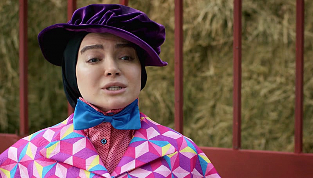 Dev ve Ay Yanak - Sezon 1 B&ouml;l&uuml;m 10