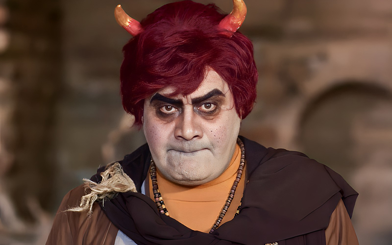 Dev ve Ay &Ouml;n&uuml; - Sezon 1 B&ouml;l&uuml;m 12