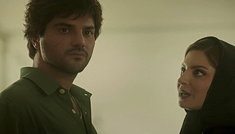 K&ouml;t&uuml; Ş&ouml;hret - Sezon 1 B&ouml;l&uuml;m 17
