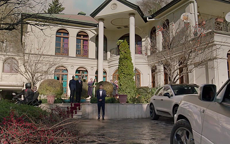 Evden Uzak Yıllar - Sezon 1 B&ouml;l&uuml;m 4