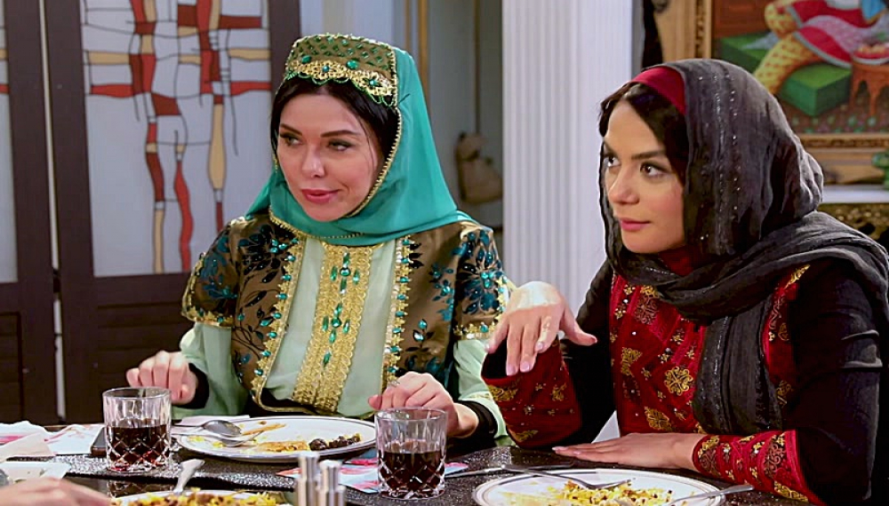 Iranian Dinner 2 S02E02: Shabnam Gholikhani
