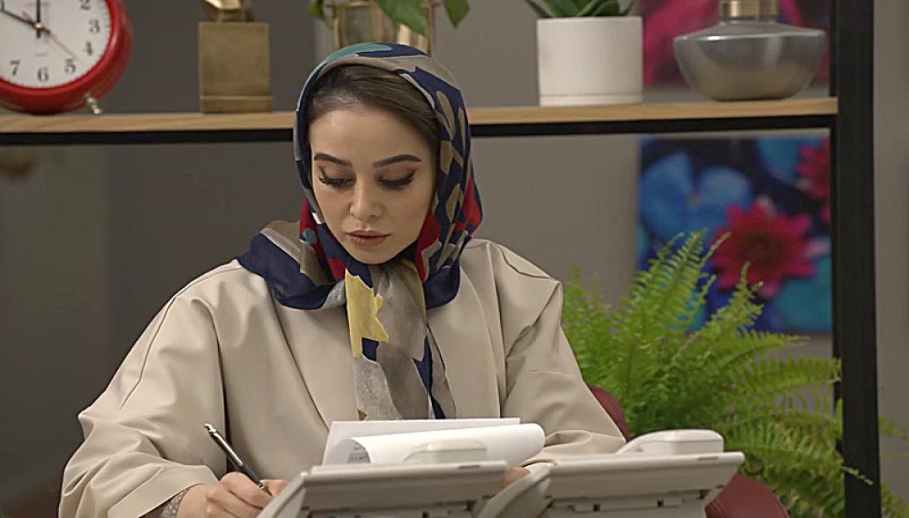 Sıradan İnsanlar - Sezon 1 B&ouml;l&uuml;m 4: Kırmızı S&uuml;rpriz