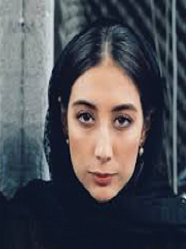 روژین صدرزاده - Rozhin Sadrzadeh